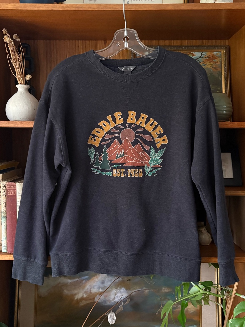 Granola Girl Outdoor Rec Hiking Graphic Crewneck Eddie Bauer M